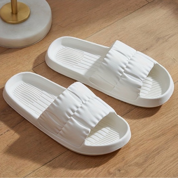 Serenity White Spa Slide Sandals | Plush Comfort for Self-Care Days - Picture 3 of 4